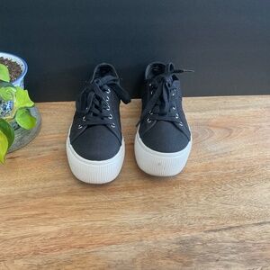 Black Platform Sneaker